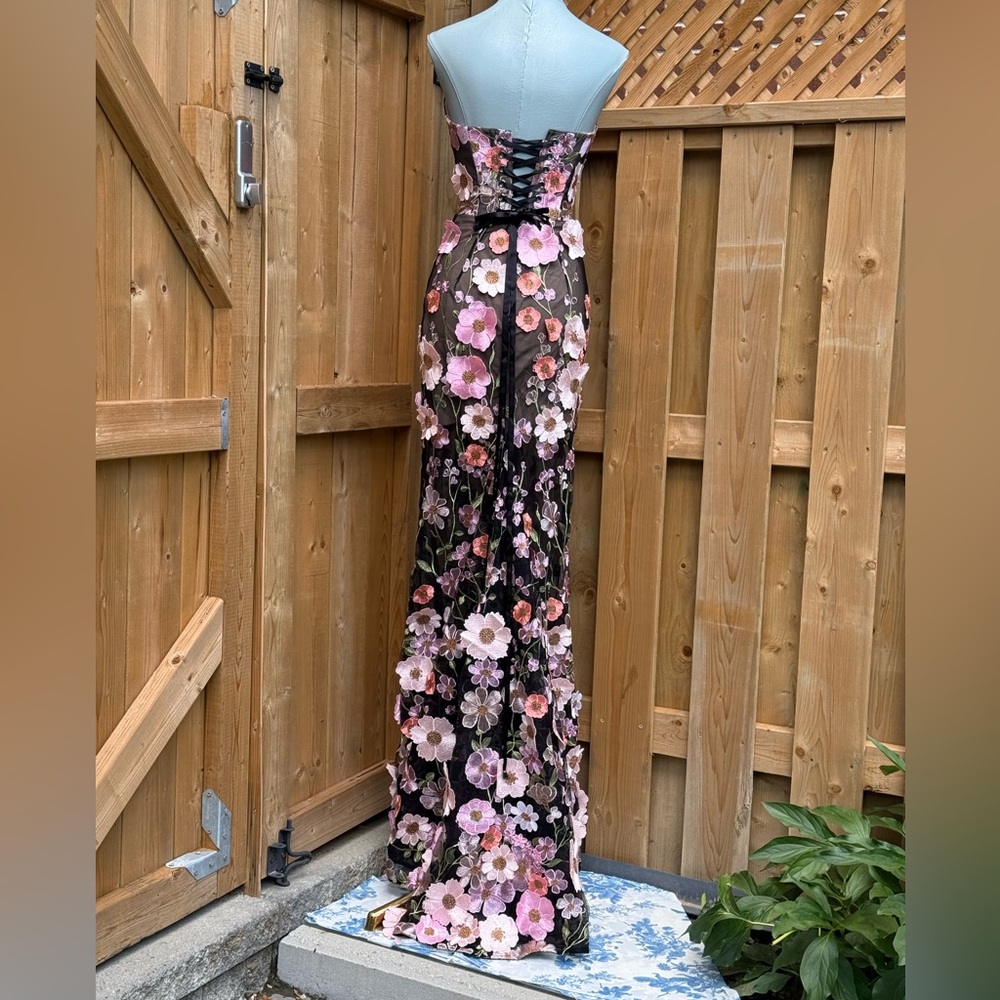 🆕 BRONX & BANCO 🧿 NWOT Jasmine Floral-Appliqued Gown, Black Multi - SzXS US 2 - Picture 9 of 17